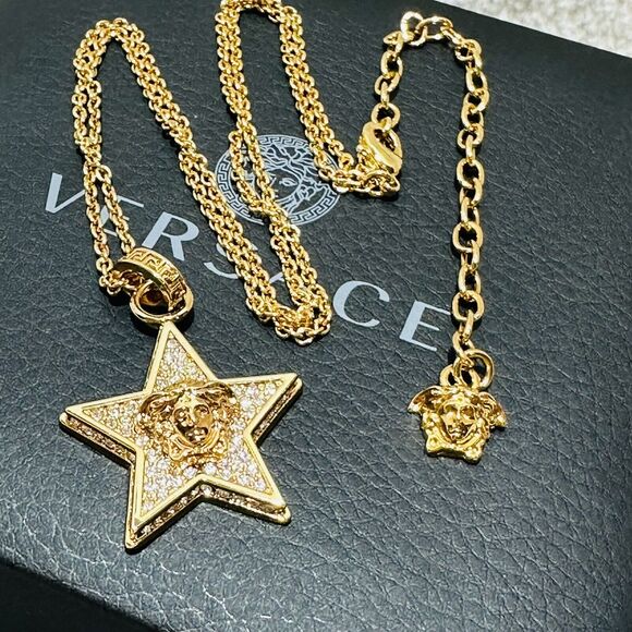 NIB Versace Star Galaxy Gold Medusa Crystal Pendant Necklace $595 - Picture 12 of 16